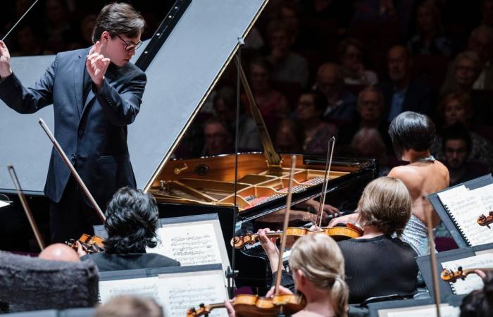 Replacing a gray Russian conductor with a 22-year-old Finn: a master stunt