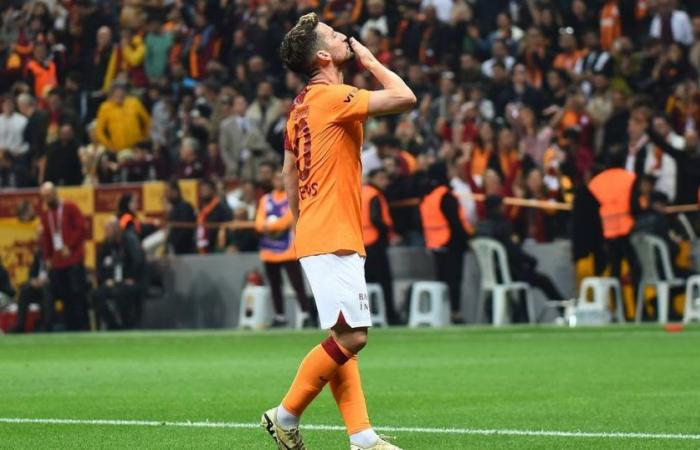 Mertens leads Galatasaray to historic record with two assists | Sport
