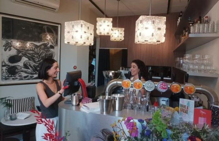Sisters Hanan and Touba open bar Giraffe on Marnixplaats: “Nice to work together” (Antwerp)