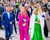 Who are all those people who walk with the king on King’s Day? | Royal family