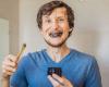 Does black charcoal toothpaste whiten your teeth?