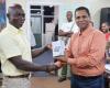Public Health hands over blood pressure monitors to all health institutions – Suriname Herald